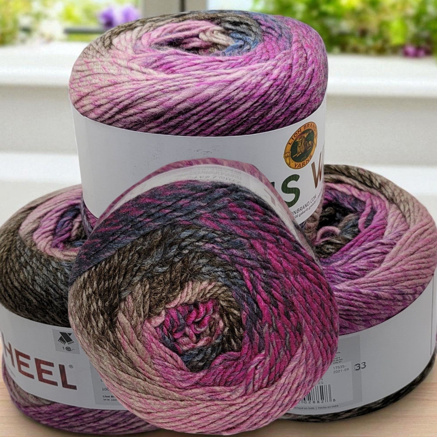 Ferris Wheel Roving Worsted Weight Yarn